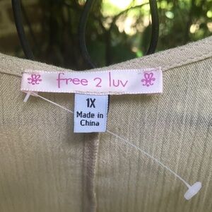 Free 2 luv- BEIGE/RED PRINT BOBO BLOUSE TUNIC TOP- Size- 1X- NWOT